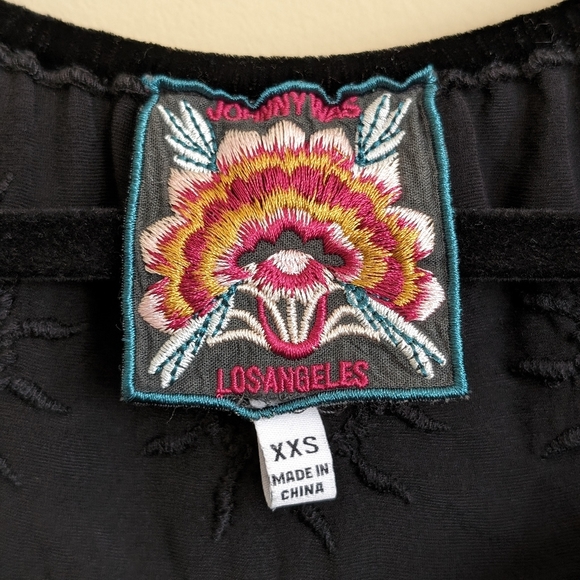 Johnny Was - Picture 5 of 5